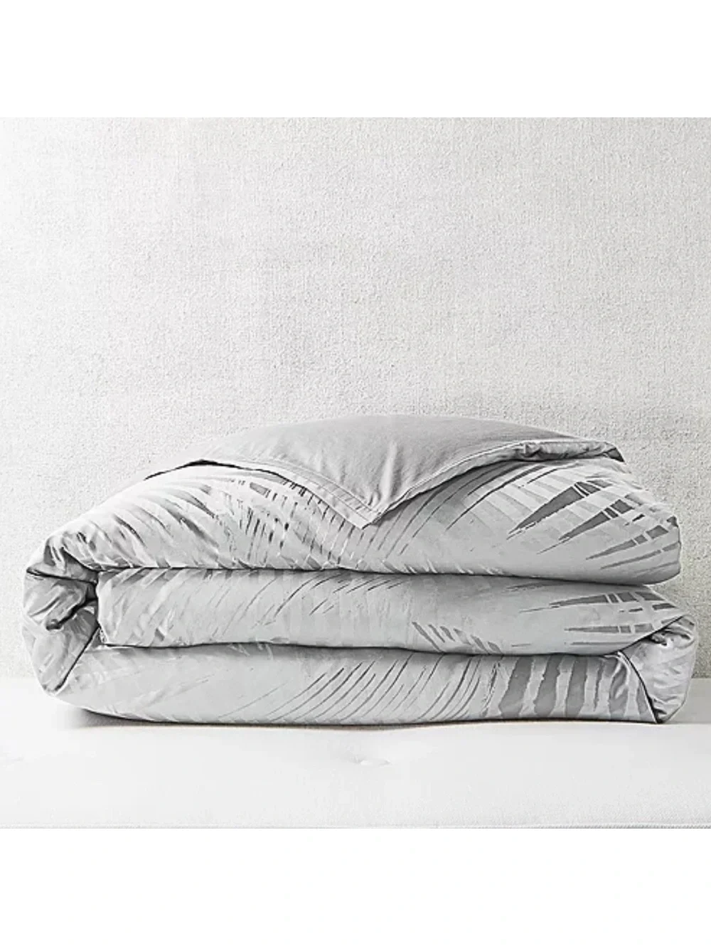 Hudson Park Collection Palmetto Cotton Silk Duvet Cover in Grey, King NEW